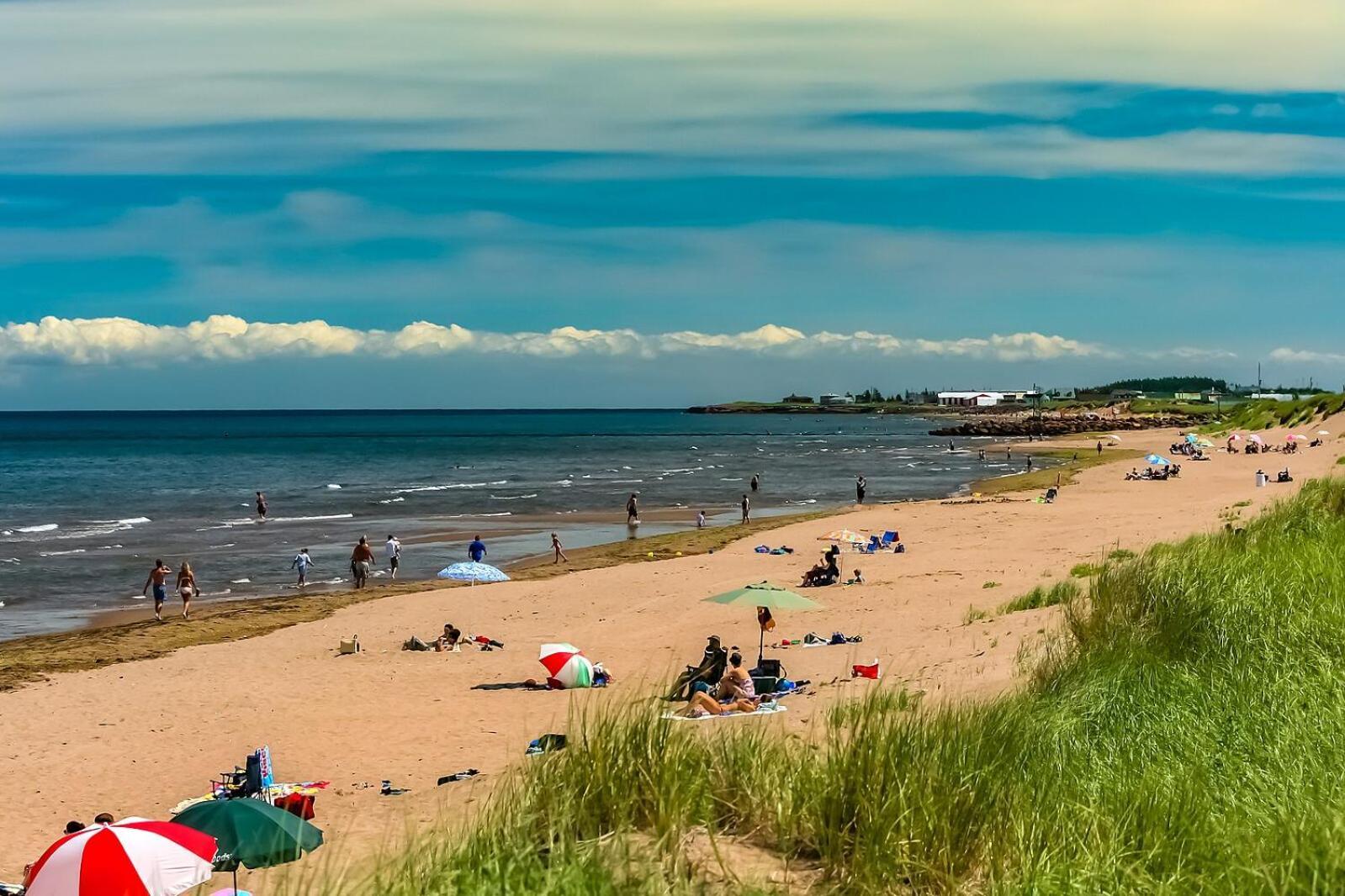 Beachside W/beach Access - Aboiteau Cap Pele