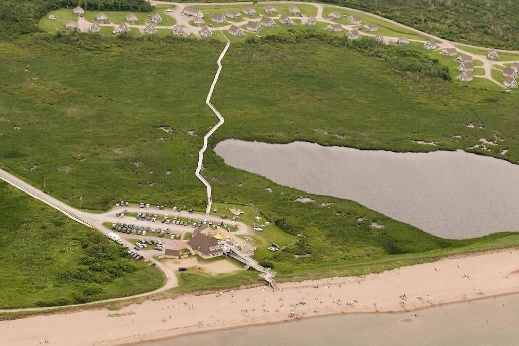 Beachside W/beach Access - Aboiteau * Cap Pele